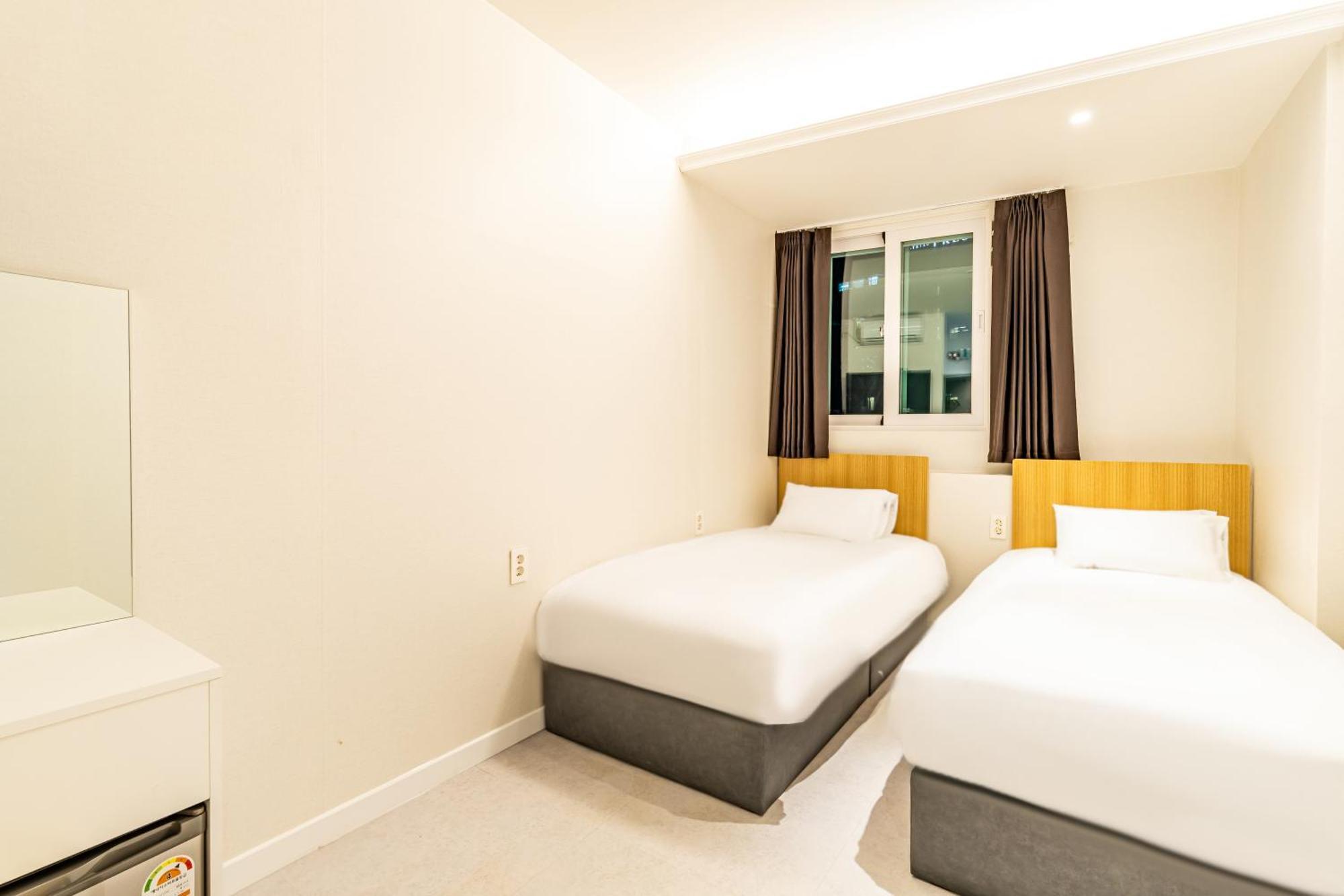 U Stay Myeongdong Seoul Ngoại thất bức ảnh