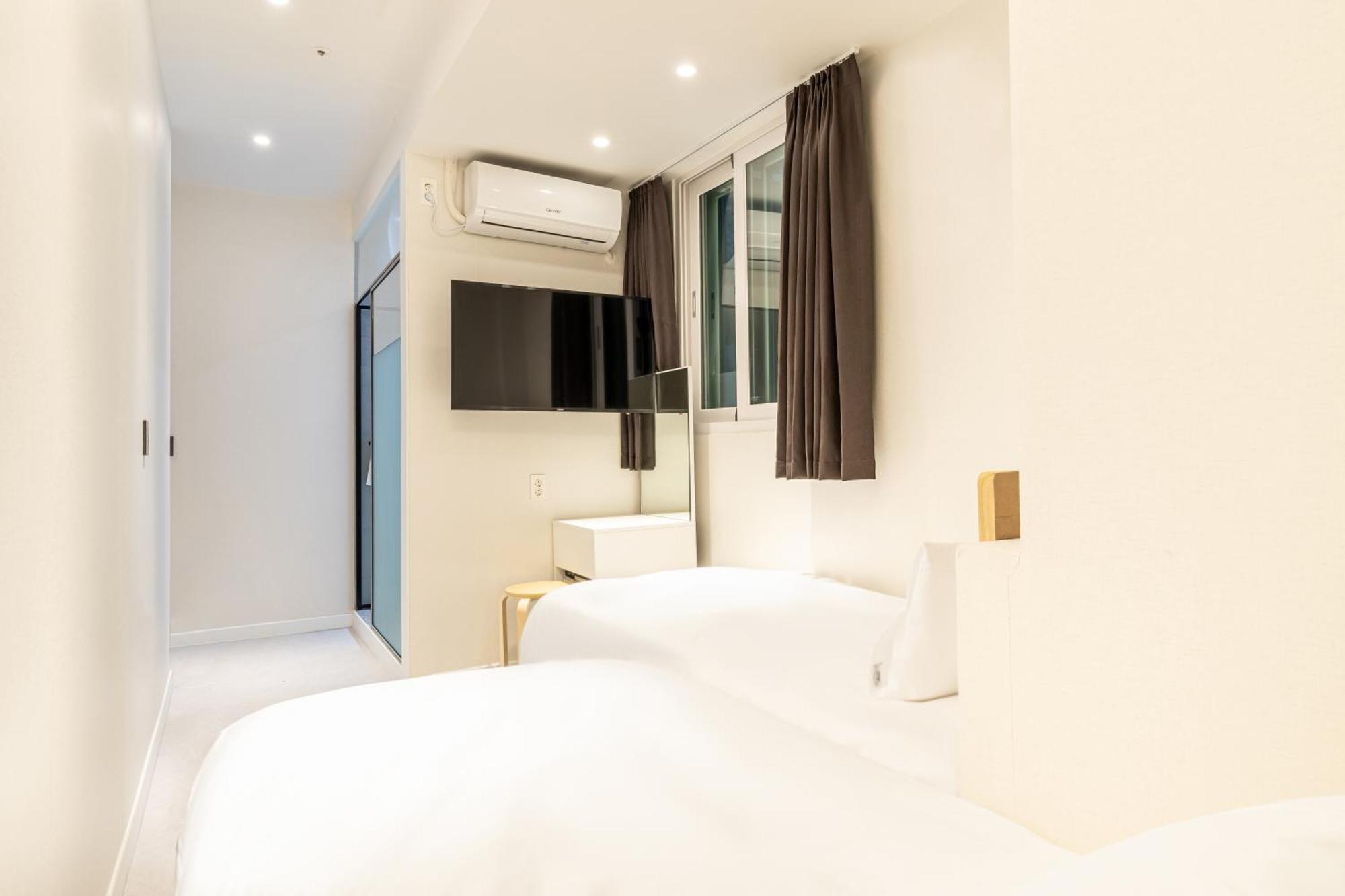 U Stay Myeongdong Seoul Ngoại thất bức ảnh