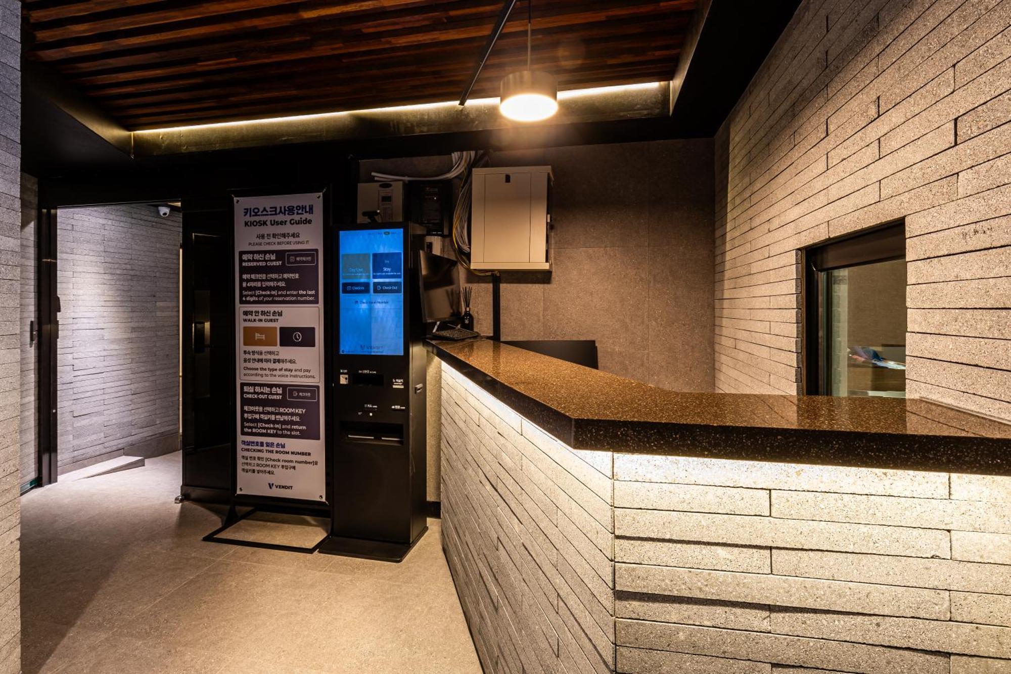 U Stay Myeongdong Seoul Ngoại thất bức ảnh